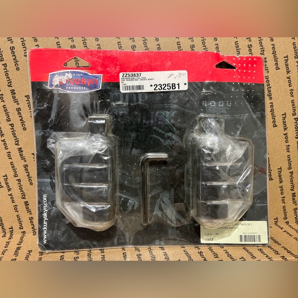 Kuryakyn Dually ISO Peg Without Adapters Chrome (Pair) | P/N 7963
